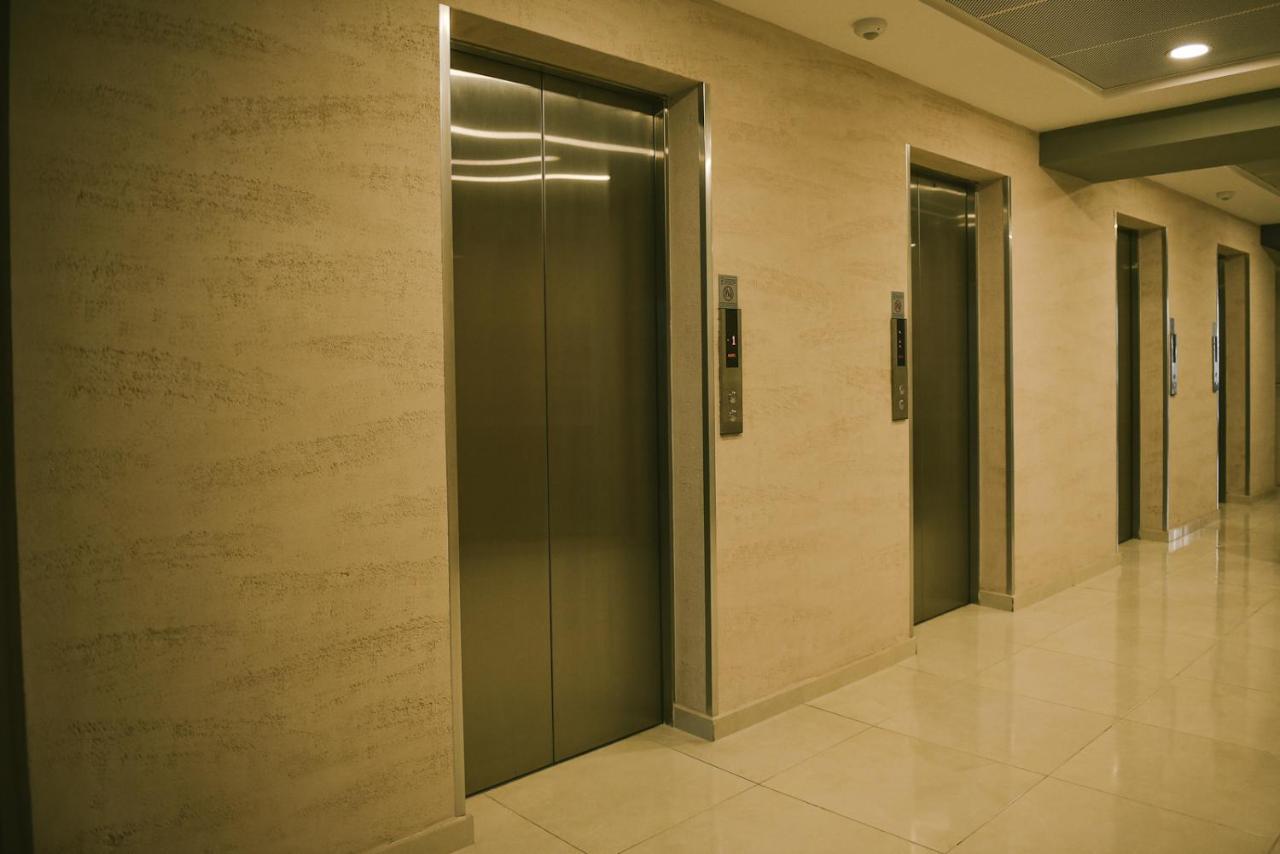 Sky Deluxe 2 Fitness & Spa Skopje Luaran gambar
